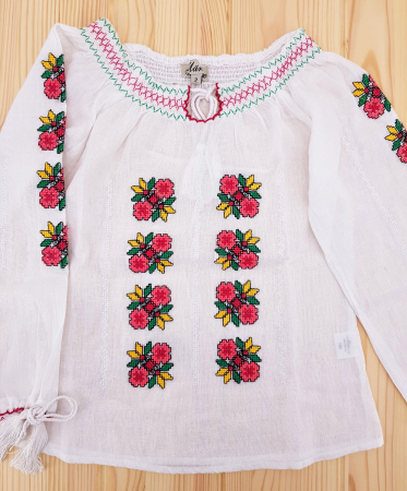 Ie traditionala Fetita Claudia 2 [0]