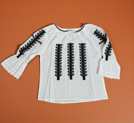 Ie traditionala fetite Crina 3 [1]