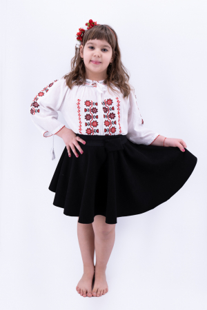 Ie traditionala fetite Alda [2]