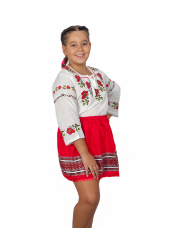 Ie traditionala fetite Fatima 7