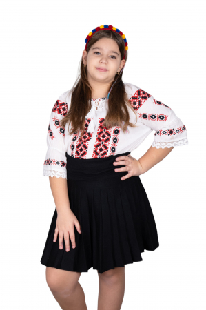 Fetite - Ie traditionala fetite Anisa