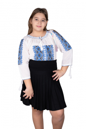 Fetite - Ie traditionala fetite Adana