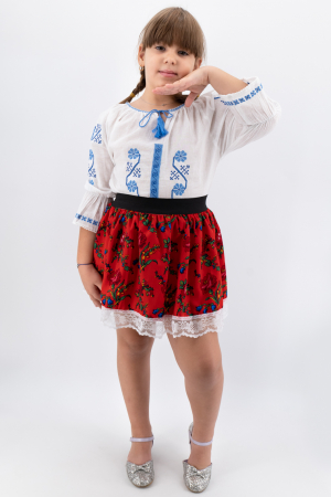 Ie traditionala fetite Liliana [3]