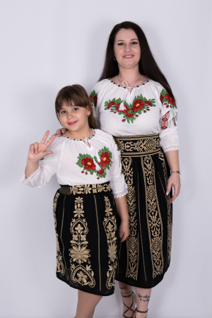 Fetite - Ie traditionala fetite Sidonia
