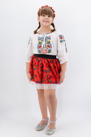 Ie traditionala fetite Noelia [1]