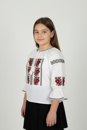 Fetite - Ie traditionala fetite Silvia 4