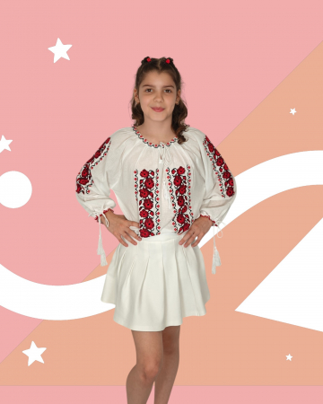 Ie traditionala fetite Sima 3 [2]