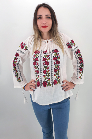 Ie Traditionala Irinuca [2]