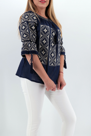 Ie Traditionala Iolanda 2 [1]