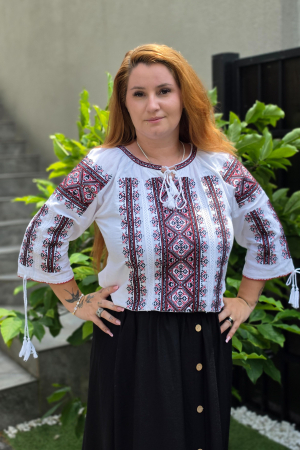 Ie Traditionala Roxana [1]