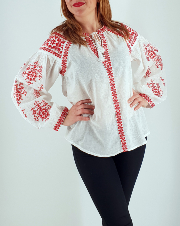 Ie Traditionala Loredana 4 [1]