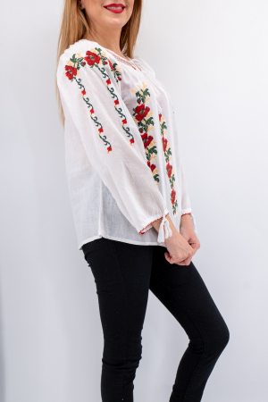 Ie Traditionala Maricica 8 [2]