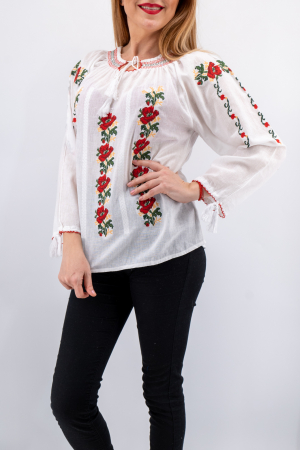 Ie Traditionala Maricica 8 [3]