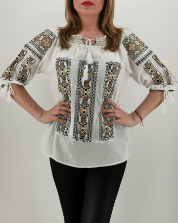 Ie Traditionala Mihaela [3]