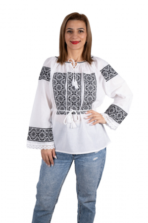 Ii Maneca Lunga - Ie Traditionala Melania 7