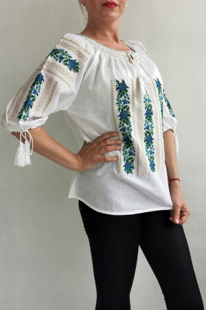 Ie Traditionala Naty [2]