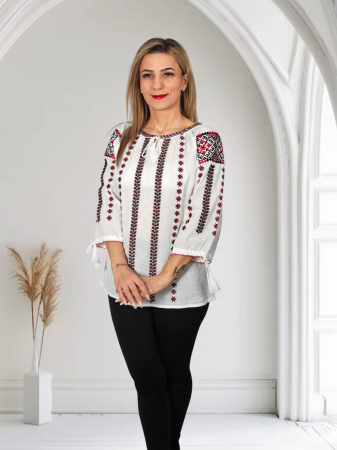 Ii Maneca 3/4 - Ie Traditionala Nadia 3