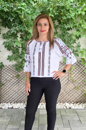 Femei - Ie Traditionala Nadia 5