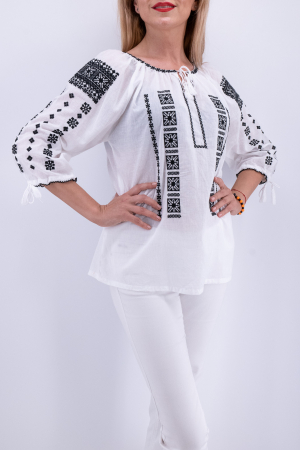 Ie Traditionala Oana 3 - Marime Mare [2]