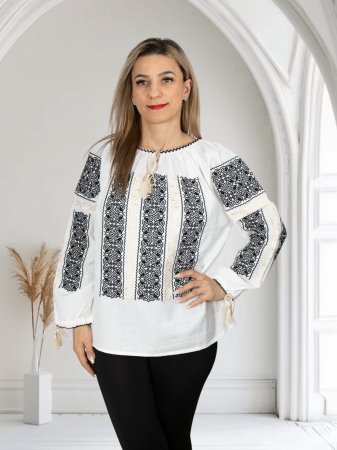 Ii Maneca Lunga - Ie Traditionala Olguta 10