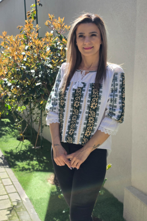 Ie Traditionala Riana 7 [1]