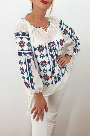 Ie Traditionala Sarita 2 [2]