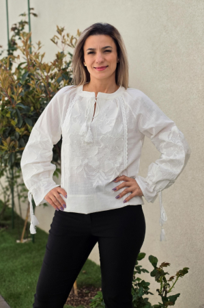 Ie Traditionala Beatrice [1]