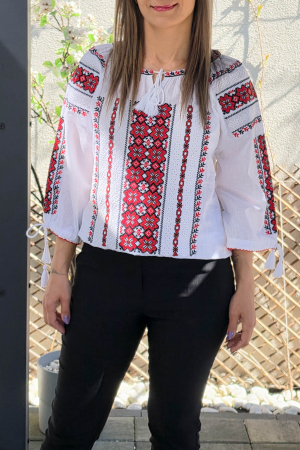 Ie Traditionala Steliana 3 [3]