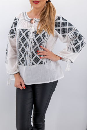 Ie Traditionala Teodora 4 [0]