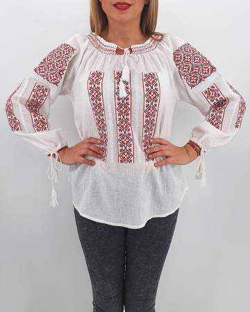 Ie Traditionala Tinuta [1]