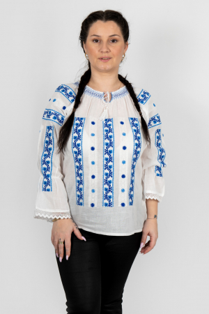 Ii Maneca Lunga - Ie Traditionala Tita 5