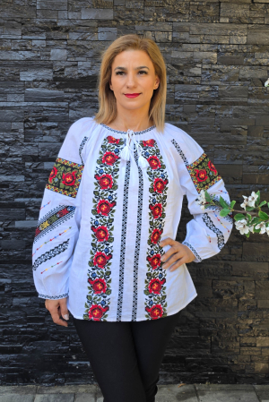 Femei - Ie Traditionala Dafina 10