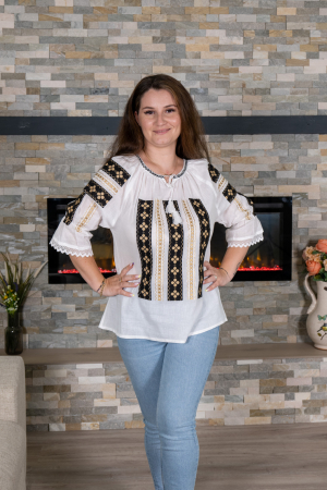 Ie Traditionala Ana Maria 5 [1]