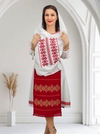 Femei - Marama Traditionala cu broderie Inflorata