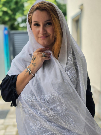 Marama Traditionala cu broderie Inflorata