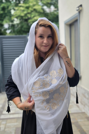 Marama Traditionala cu broderie Inflorata [2]