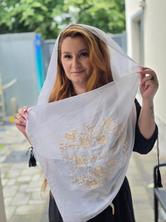 Marama Traditionala cu broderie Inflorata [1]