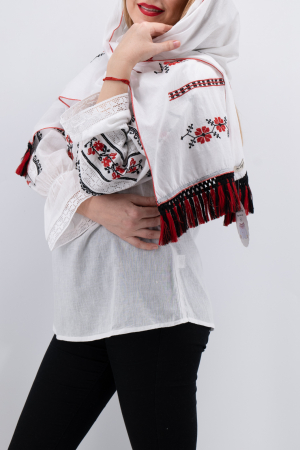 Marama Traditionala cu broderie Inflorata [0]