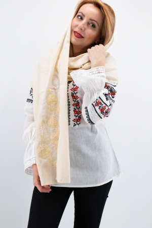 Esarfe si Baticuri - Marama Traditionala cu broderie Inflorata!