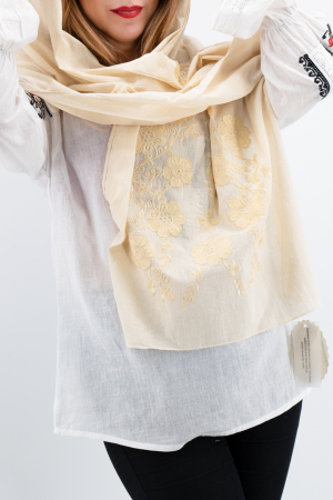 Marama Traditionala cu broderie Inflorata! [1]