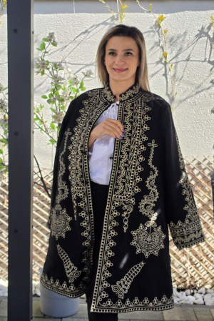 Sacouri - Pardesiu brodat traditional Ionela