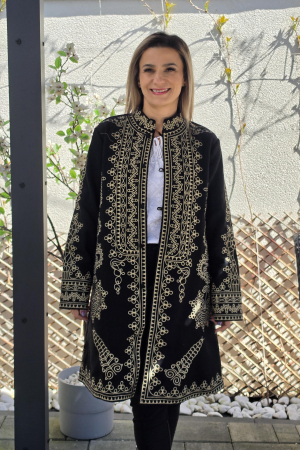 Pardesiu brodat traditional Ionela [1]