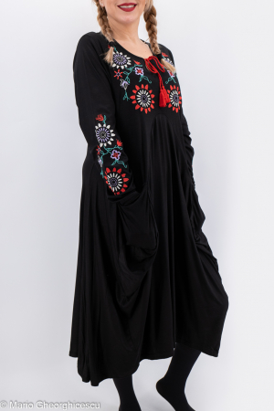 Rochie brodata Lizuca [4]
