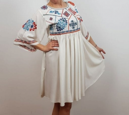 Rochie brodata Zina [0]