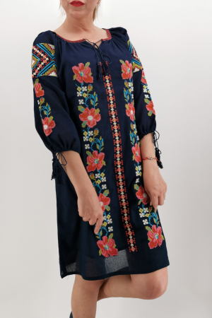 Rochie Traditionala Cosanzeana [1]