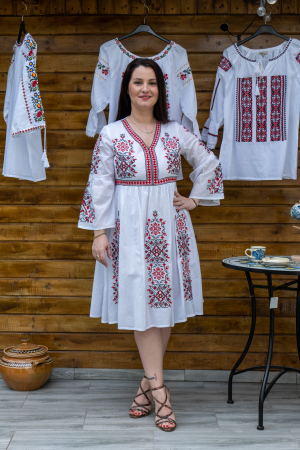 Rochie Traditionala Dorinuta 2 [2]