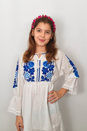 Rochie traditionala fetite Andrea 2 [2]