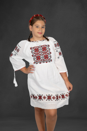 MEGA REDUCERI - Rochie traditionala fetite Iustina