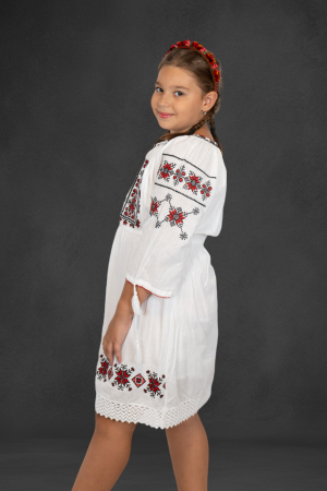 Rochie traditionala fetite Iustina [1]