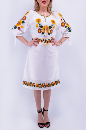 Rochie Traditionala Floarea Soarelui 22 [1]